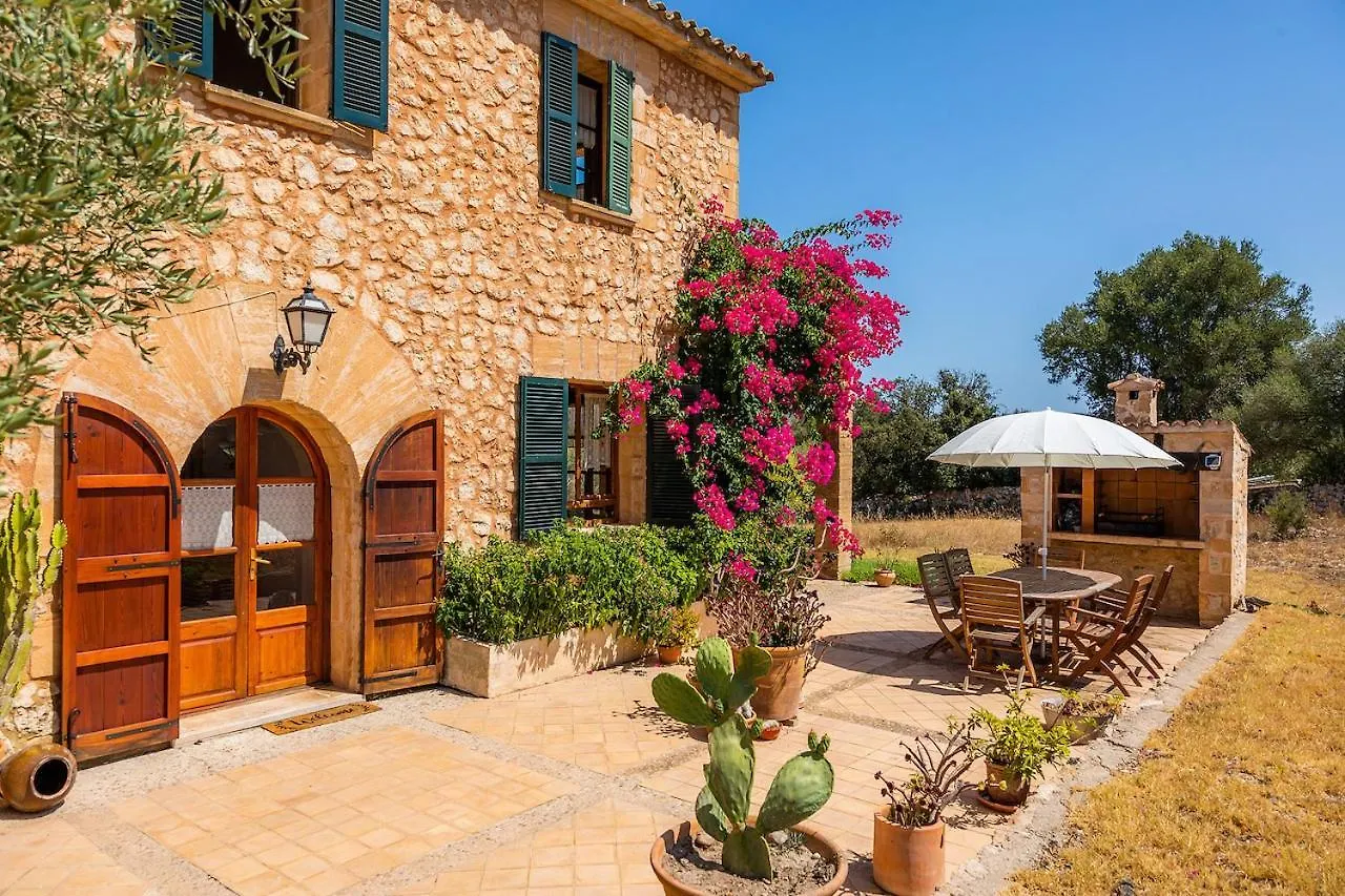 Finca Rural Can Carboneta Con Piscina Y Gran Jardin contacts